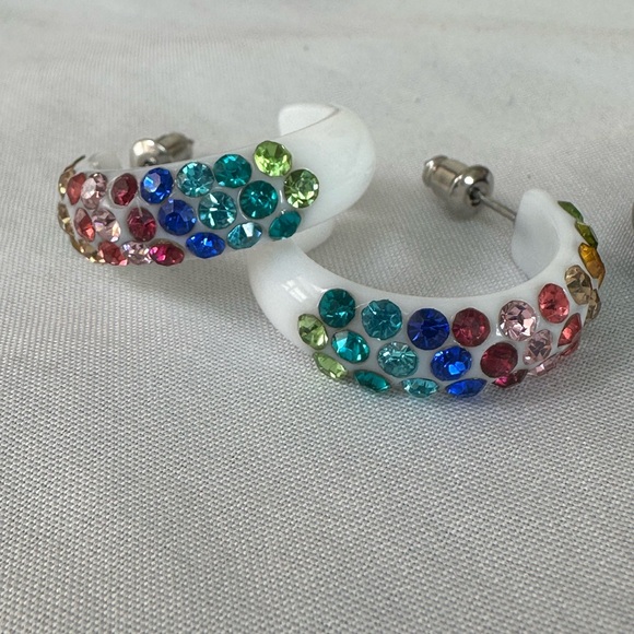 Two pair of open hoop rainbow rhinestone earrings - Picture 6 of 10